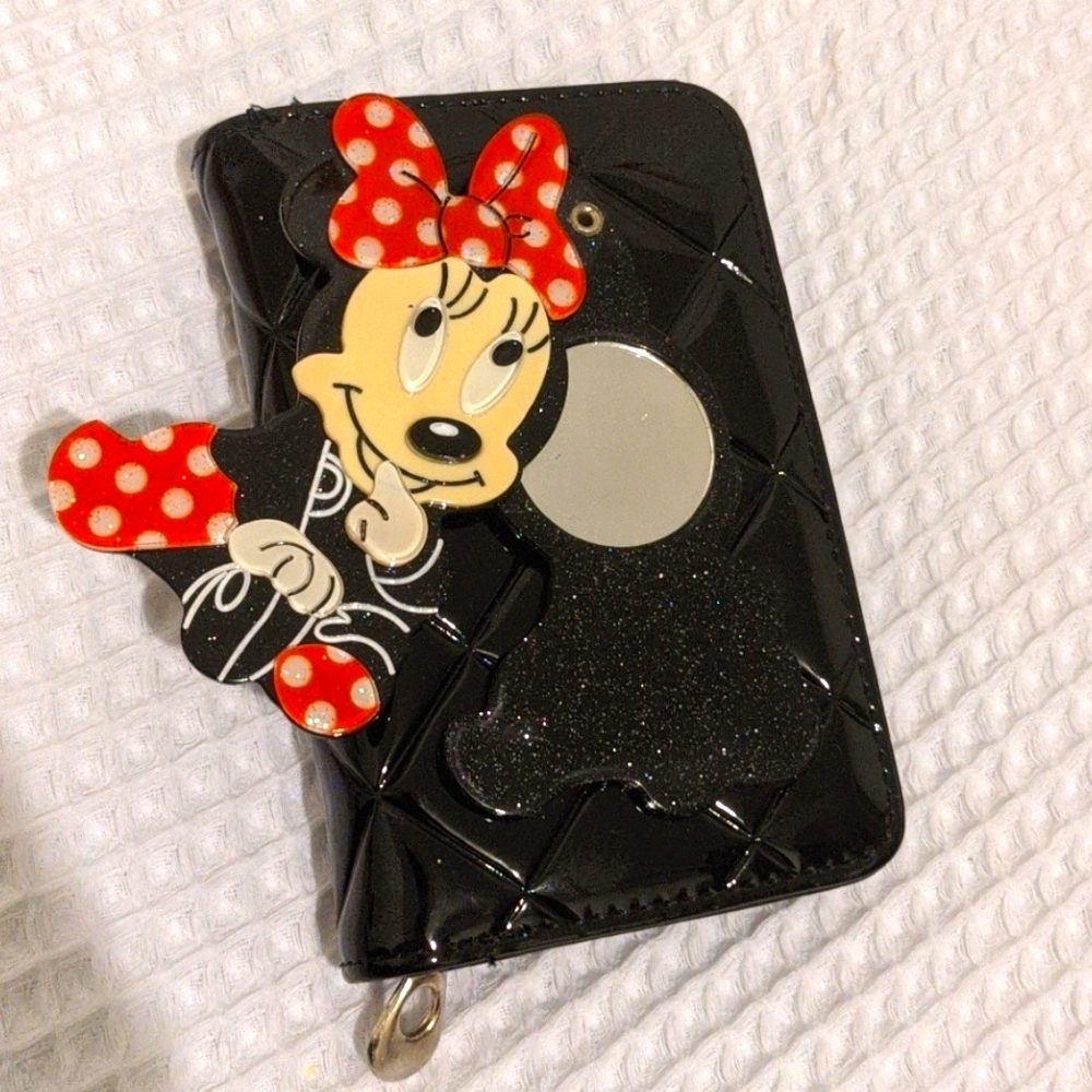 Minnie wallet